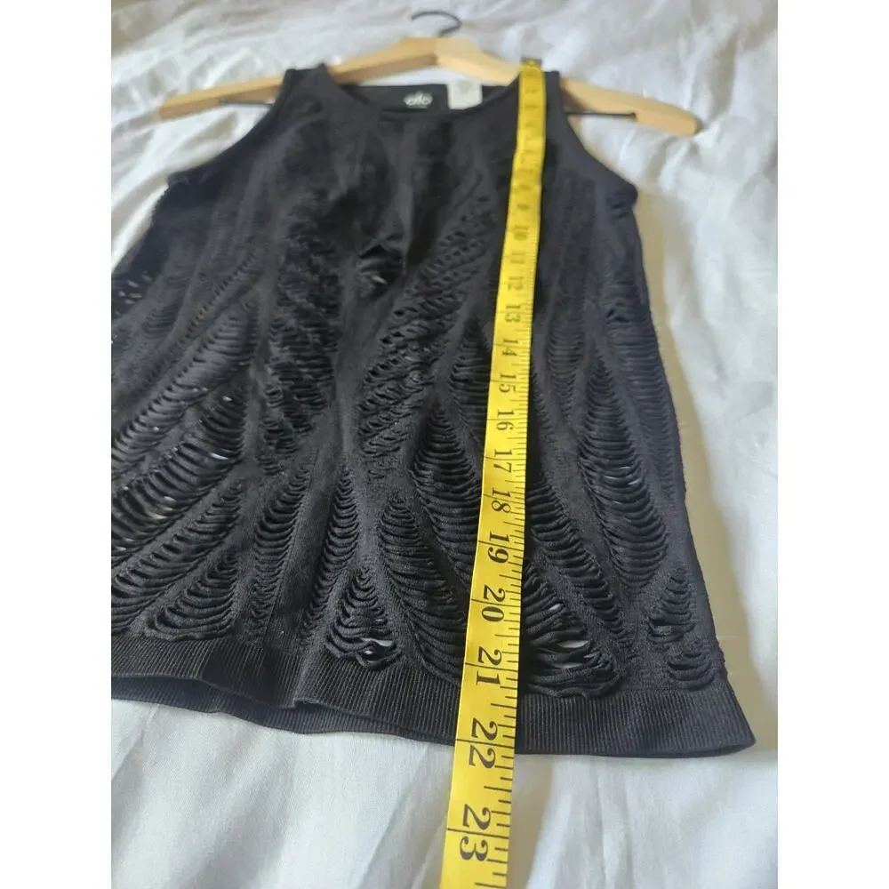 Alo Yoga Fitted Vixen Muscle Tank Cutout Medium Black Gym Training Athleisure